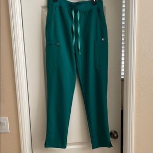 FIGS YOLA green Women’s scrub pants